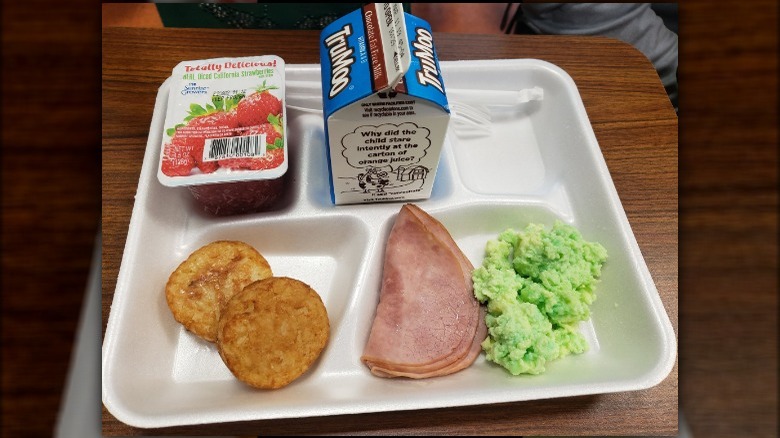 Green eggs and ham lunch