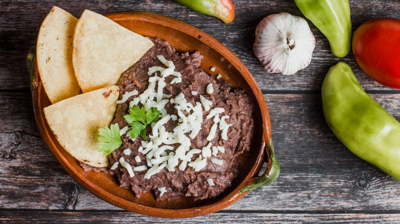 Refried beans in bowl
