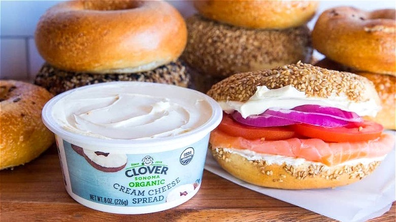 10 Cream Cheese Brands, Ranked