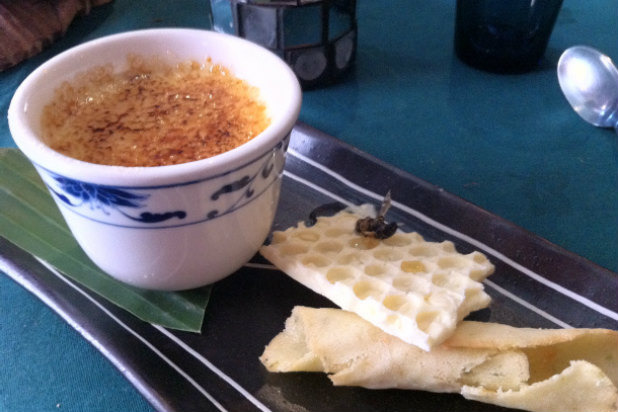 Crunchy Bee Crème Brulee, London (England) 