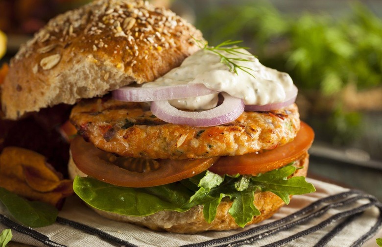 Simple Salmon Burger