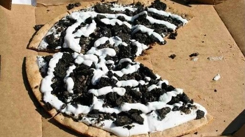 Domino's Oreo pizza