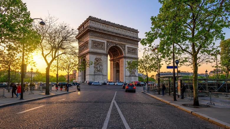 Arc de Triomphe