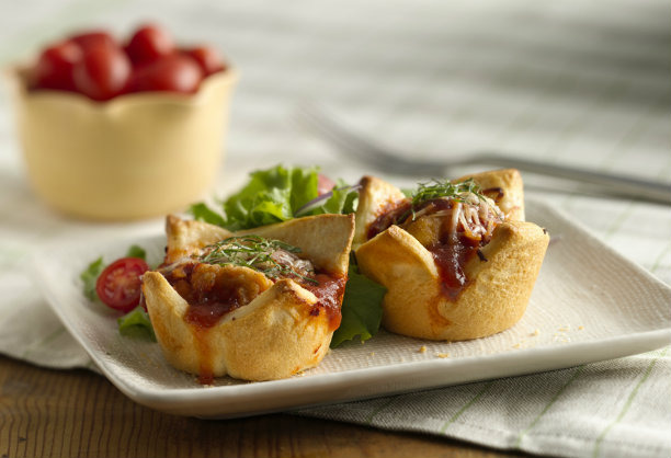 Parmesan Chicken Mini Pies