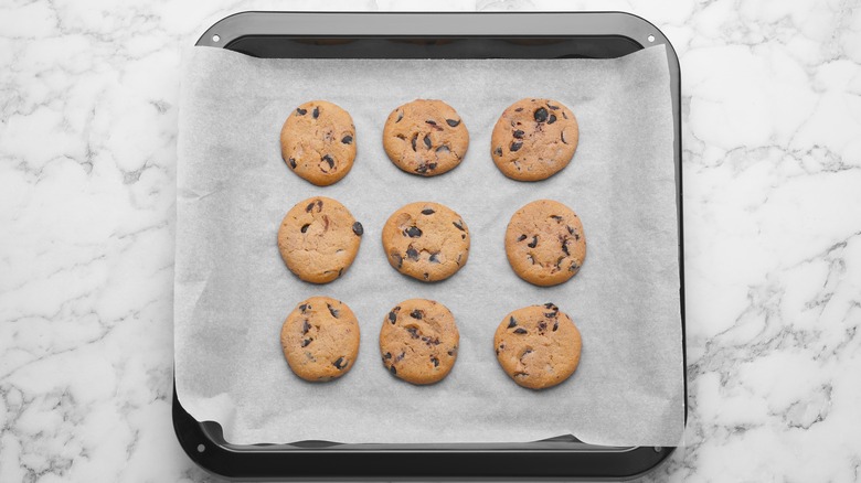 Cookies in pan