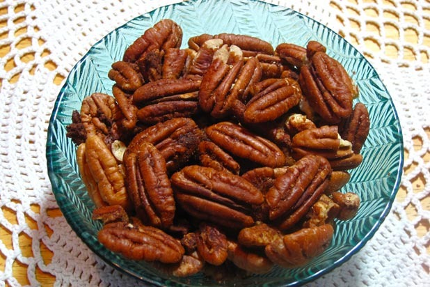 Buttery Cinnamon Pecans