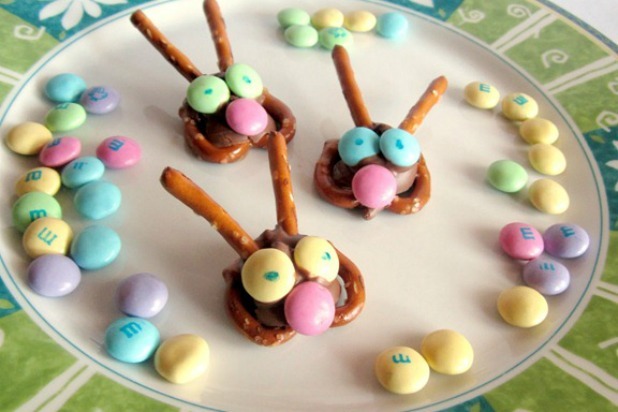 Bunny Pretzel Treats