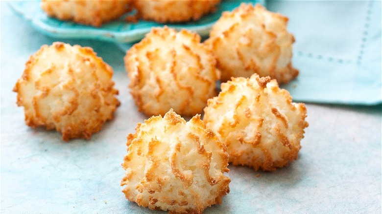 German coconut macaroons 