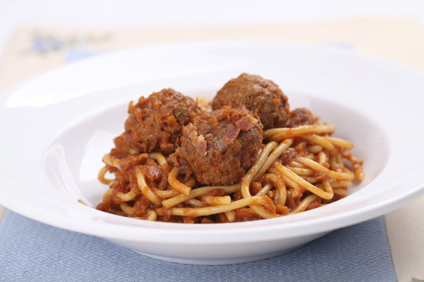 Whole-Wheat Spaghetti with Heirloom Tomatoes and Appetizer Meatball Recipe