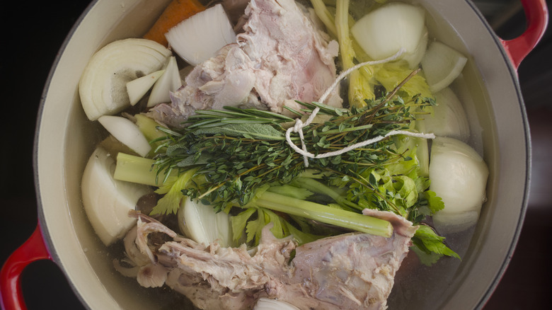 Making homemade turkey stock