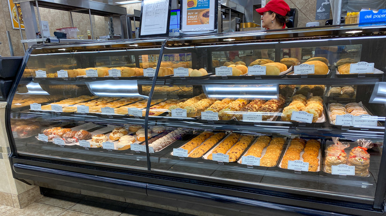 pastry counter at Buc-ee's