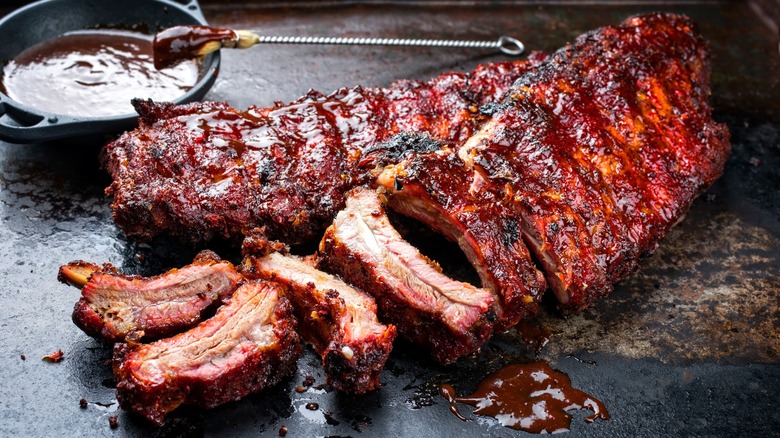 Ribs with barbecue sauce