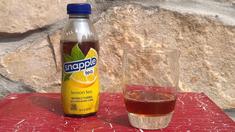 Snapple Lemon Tea containers