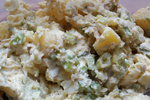 Mom's Classic Potato Salad