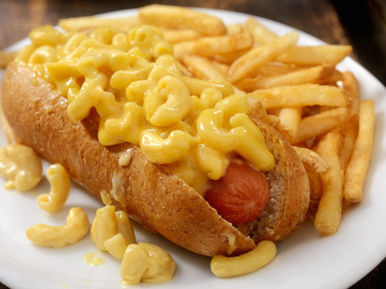 Mac 'N' Cheese Hot Dogs