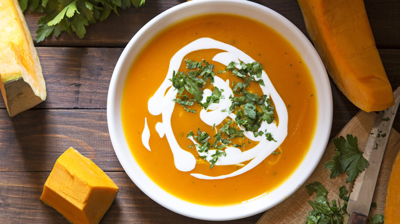 Pumpkin bisque with cream