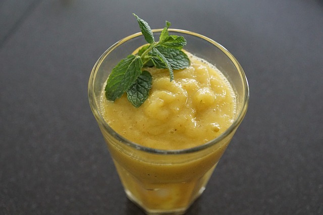 Lemon Mango Ginger Smoothie