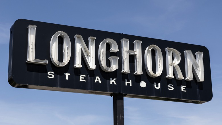 Longhorn Steakhouse restaurant sign