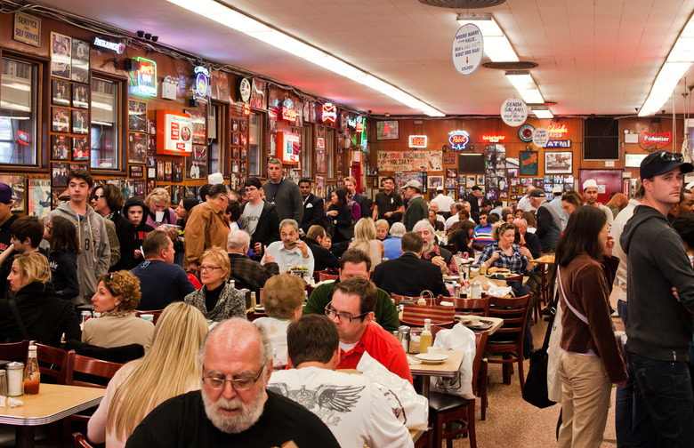 Want to Use a Restaurant's Restroom, but Aren't Dining There? Use This Tip