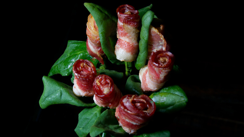 Bacon roses