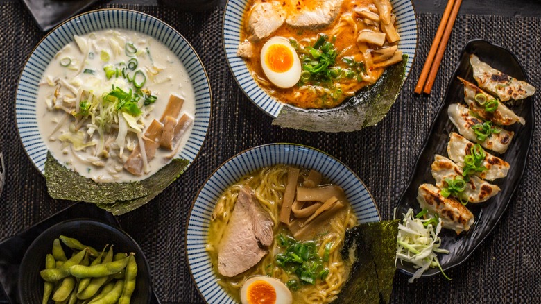 Different types of ramen