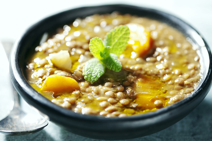 Slow-Cooker Vegetarian and Vegan Lentil Curry