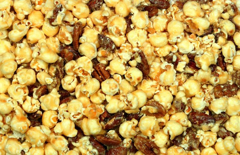 Posh Caramel Corn