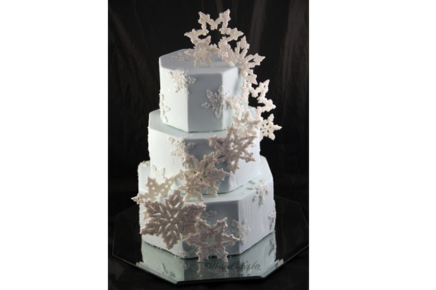 Snowy Cake