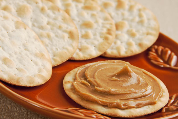 Peanut butter and Crackers