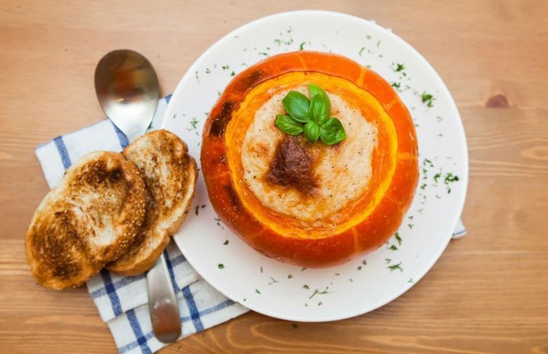 Baked Mini Pumpkin Pots 