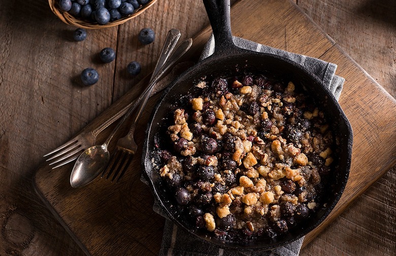 Blueberry Crisp