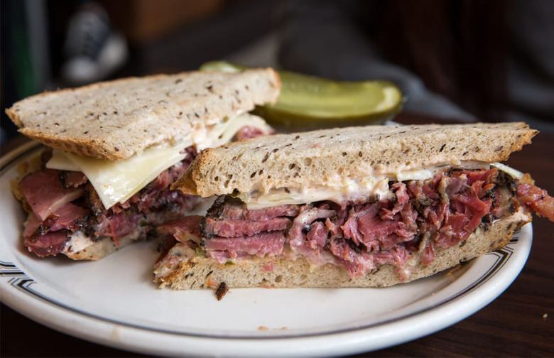 #45 Langer's Deli, Los Angeles