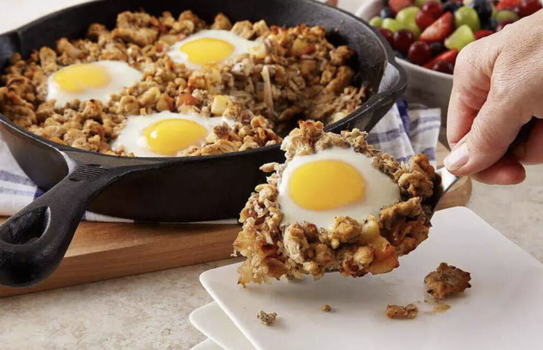 Hearty Apple Chicken Breakfast Skillet