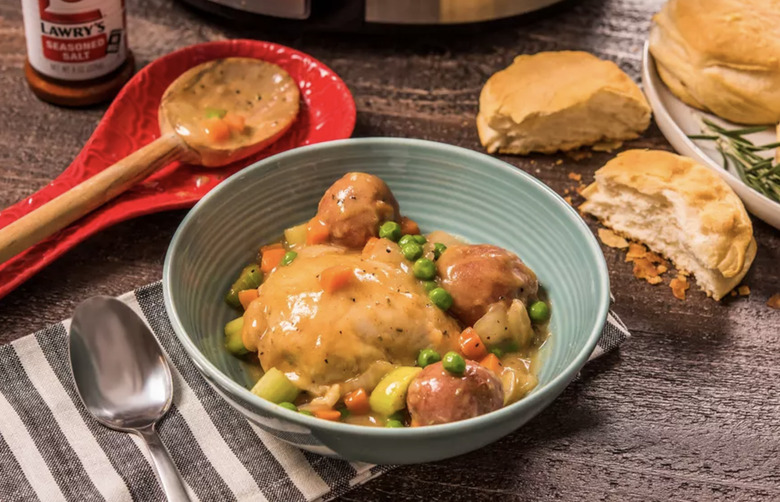 Slow Cooker Rosemary Chicken and Vegetable Soup