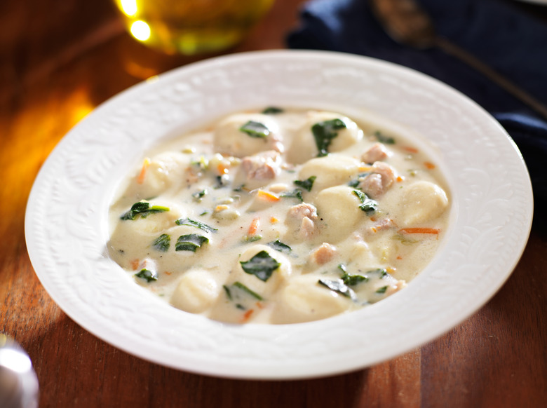 Lemon Chicken Soup with Dumplings