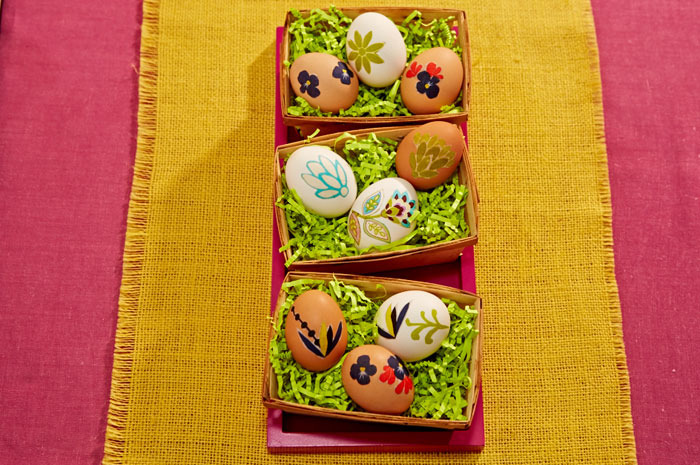 Napkin-Design Eggs