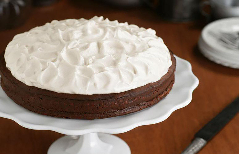 Flourless Chocolate Cake With Meringue Topping