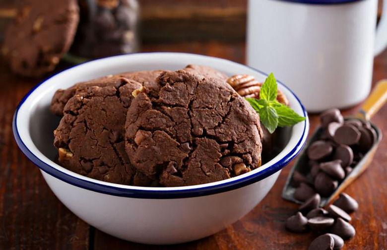 Fudgy Flourless Chocolate-Walnut Cookies