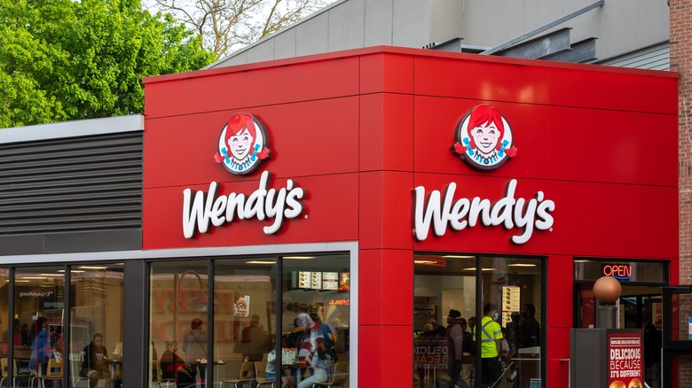 Wendy's exterior