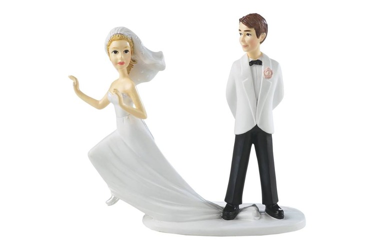 17 Ideas For a Cake Topper to Show Your Sense of Humor – Craft Gossip
