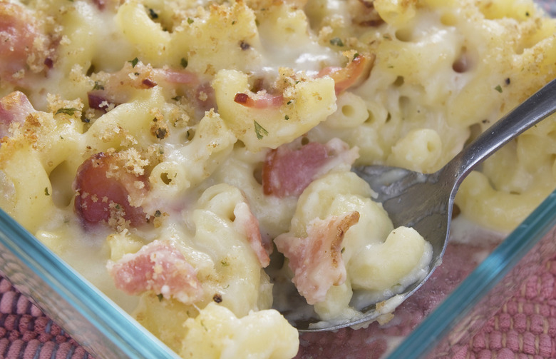 Jalapeño Bacon Mac and Cheese