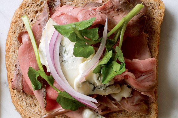 Roast Beef with Gorgonzola