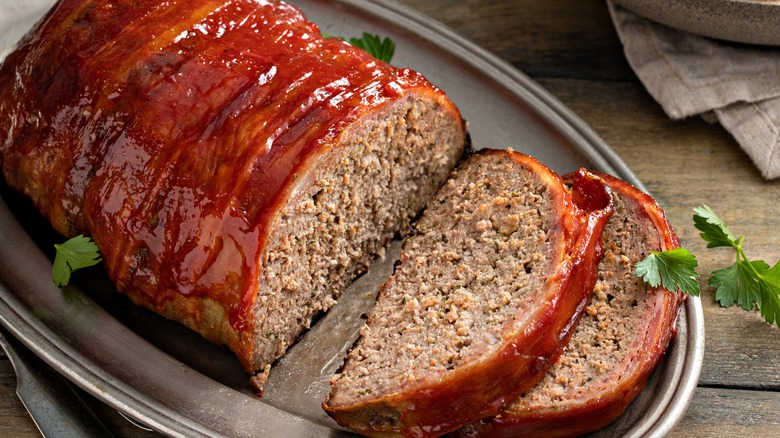 sliced meatloaf on a platter