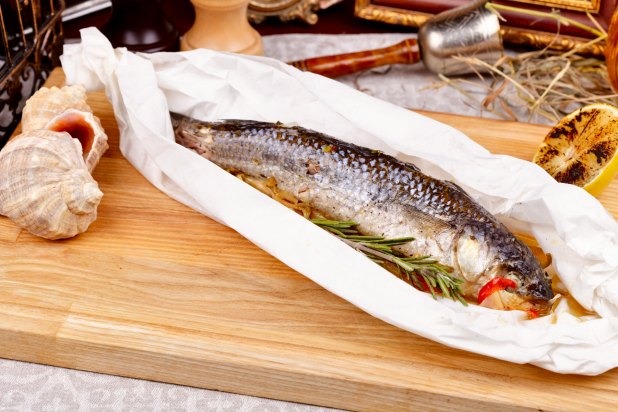 How to Bake Fish in Parchment Paper