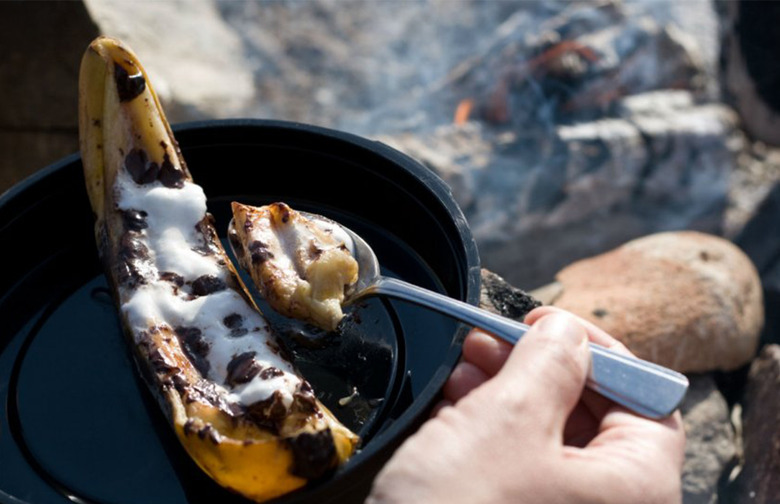 Grilled S'more Banana Pockets