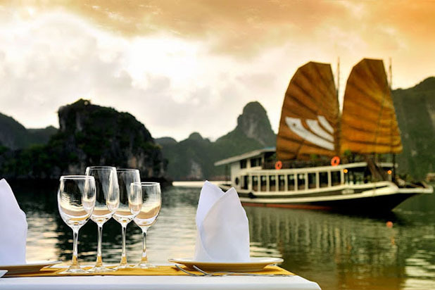 Halong Bay Bhaya Cruises, Vietnam