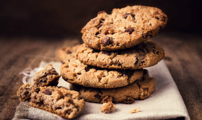 High-Protein Chocolate Chip Cookies