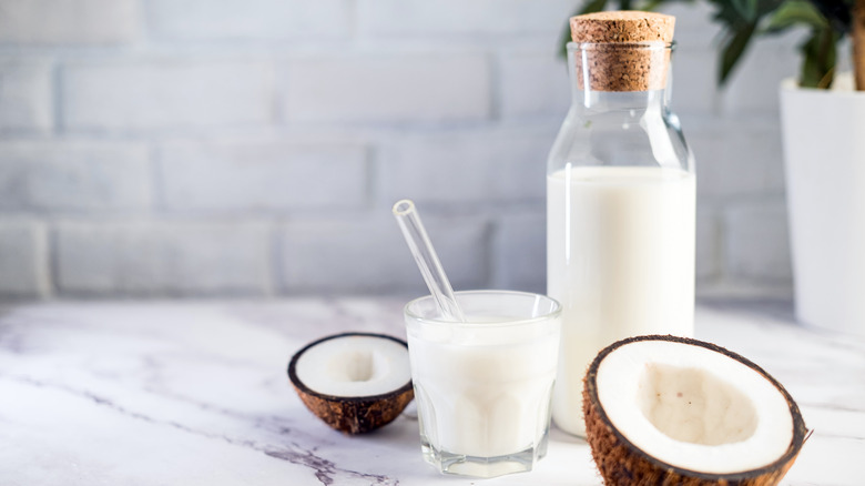 Unsweetened coconut milk