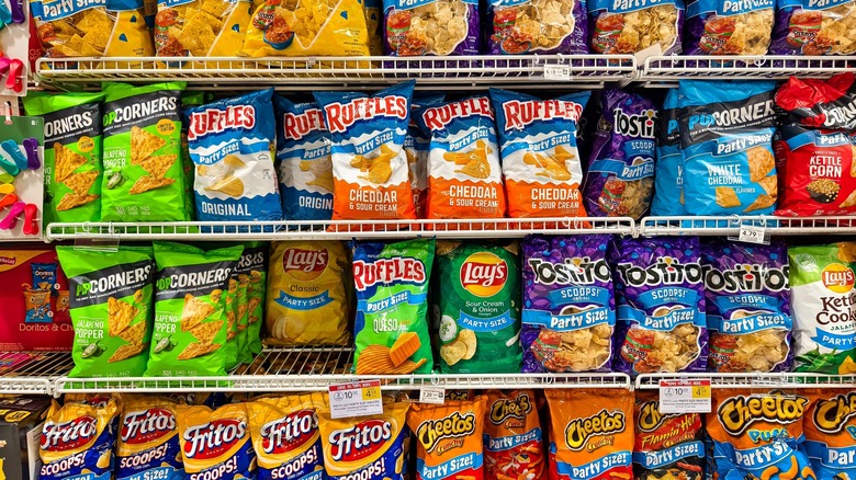 potato chips bags on shelves