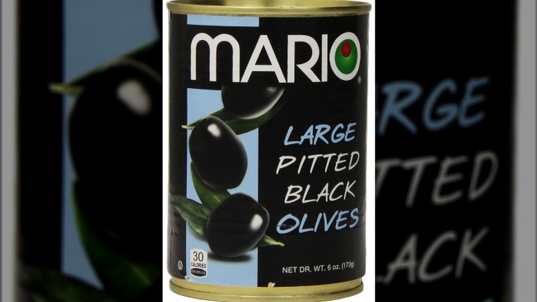 Mario large pitted black olives